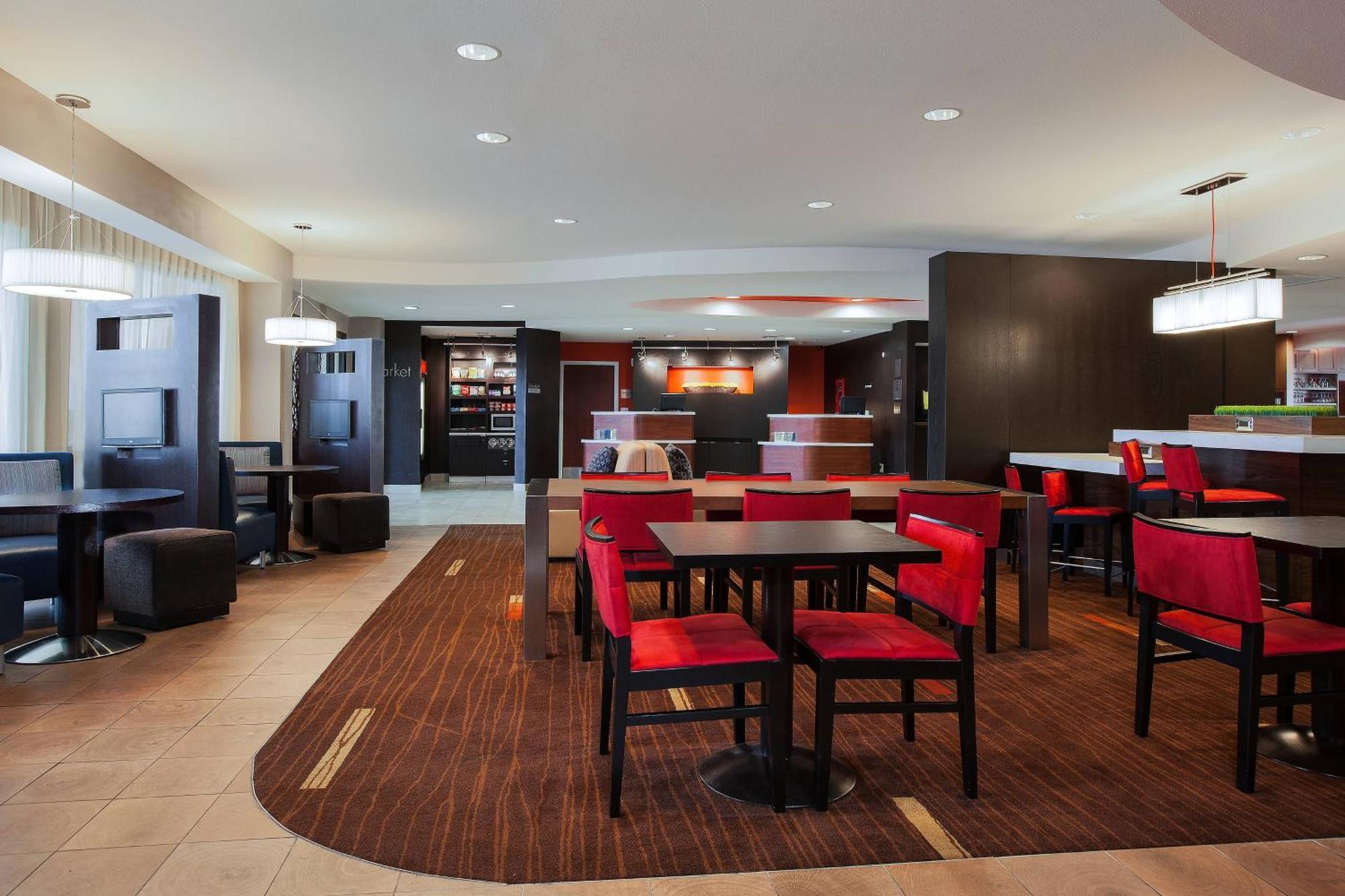 Courtyard By Marriott Hotel 3*